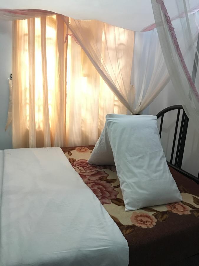Kutetere Motel Аруша Екстер'єр фото