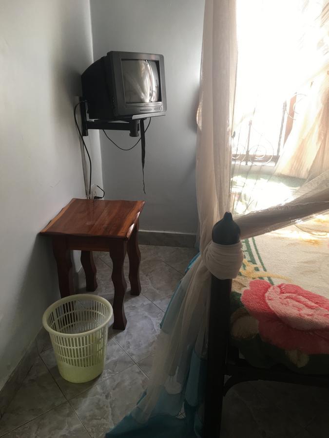 Kutetere Motel Аруша Екстер'єр фото